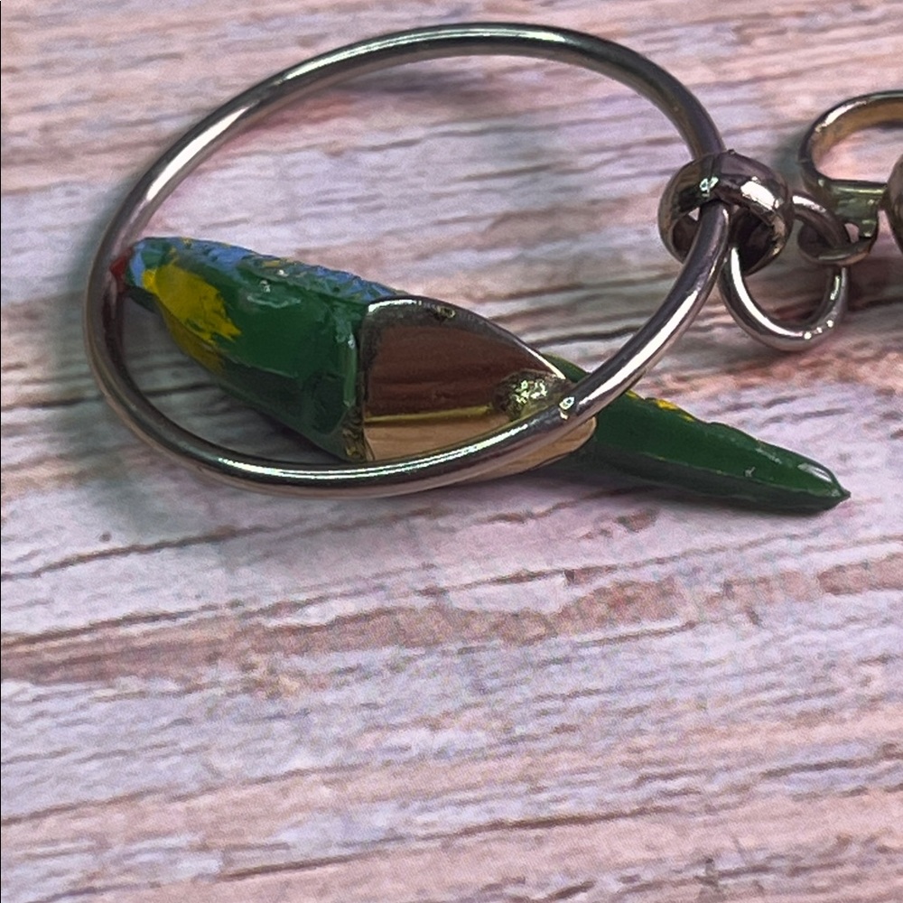 Vintage Handmade Green& Blue Bird Goldtone Dangle Screwback earrings - Picture 13 of 14